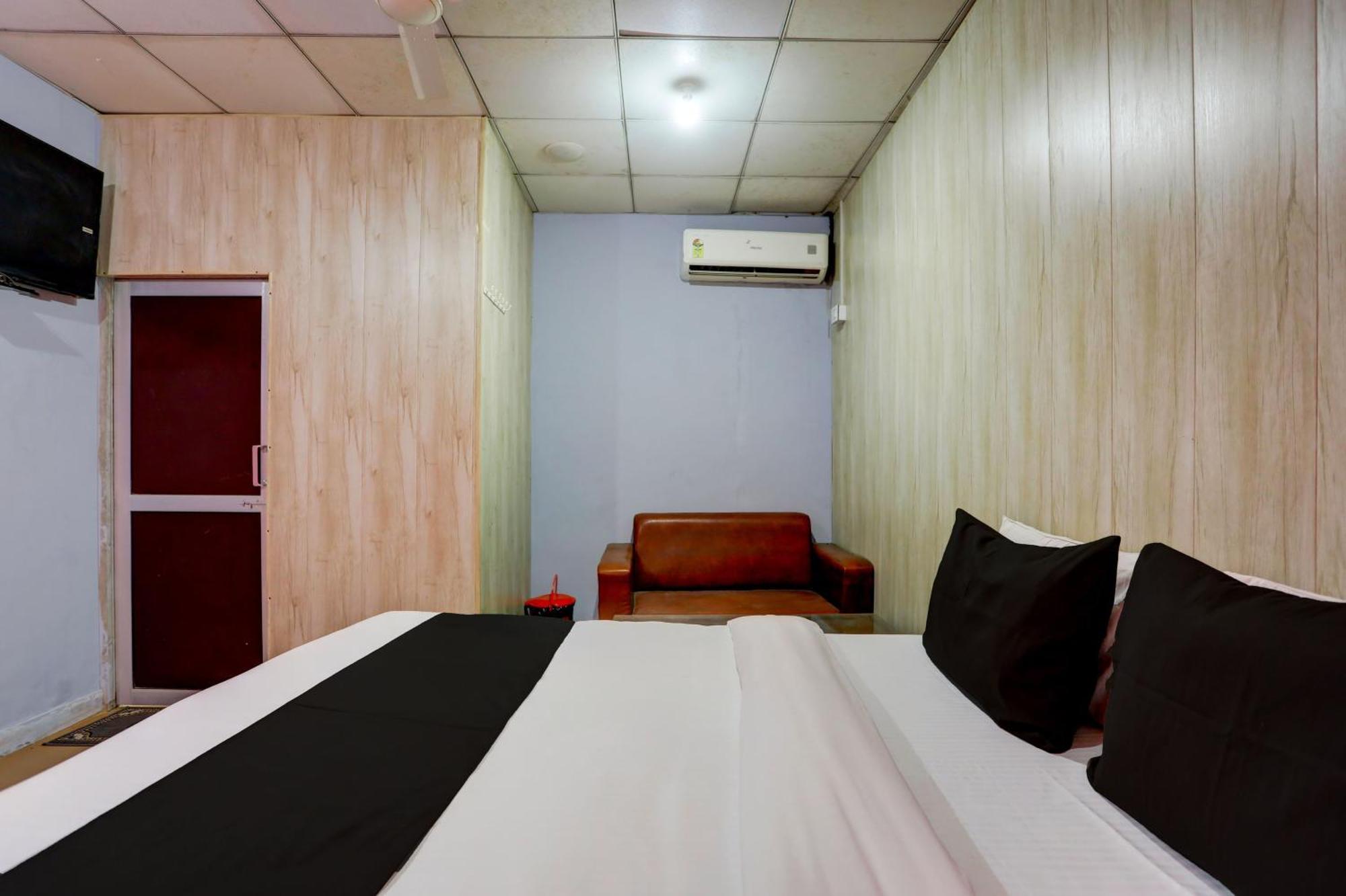 Collection O Harsh Hotel & Restaurant Bhiwadi المظهر الخارجي الصورة