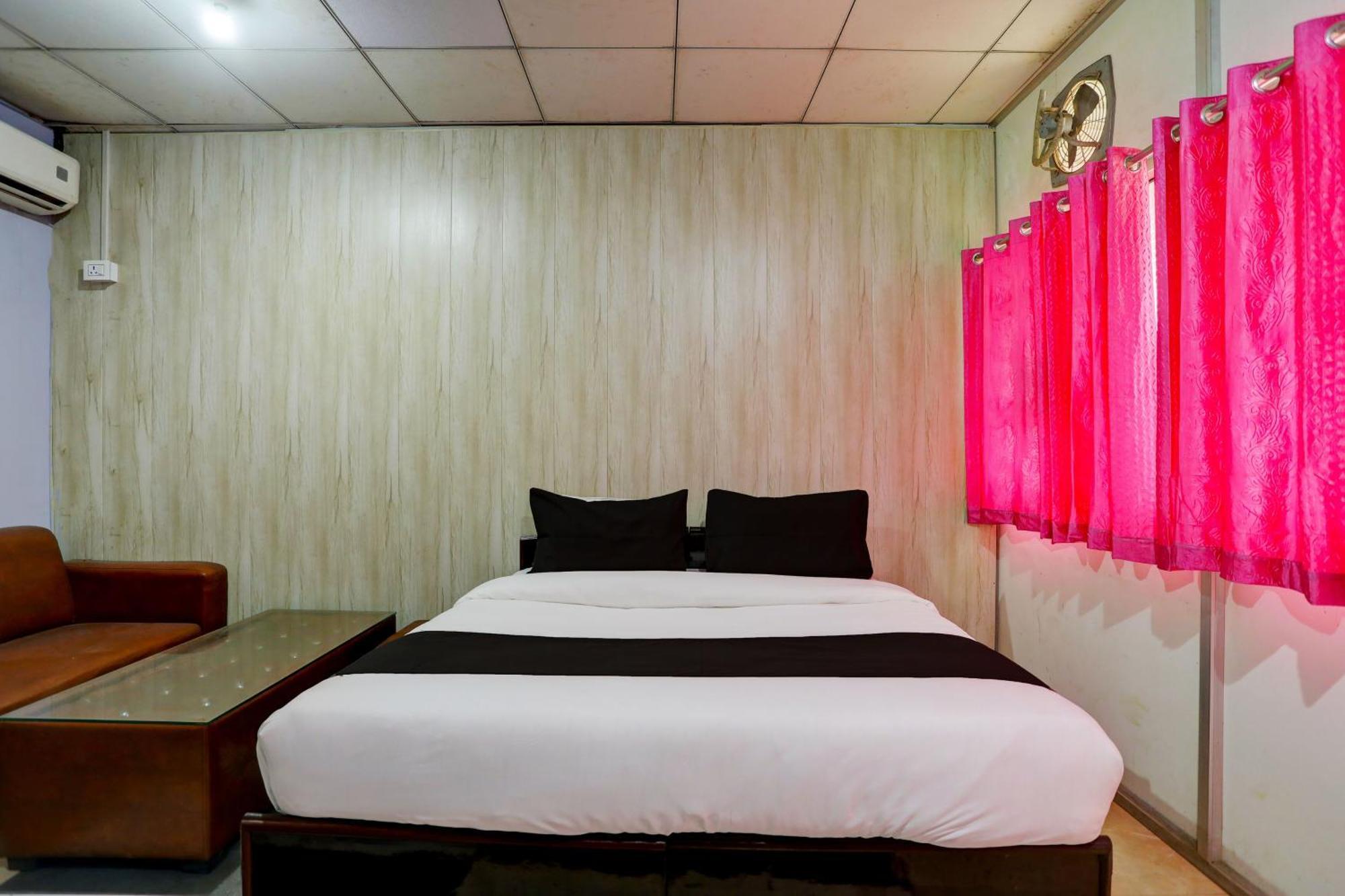 Collection O Harsh Hotel & Restaurant Bhiwadi المظهر الخارجي الصورة